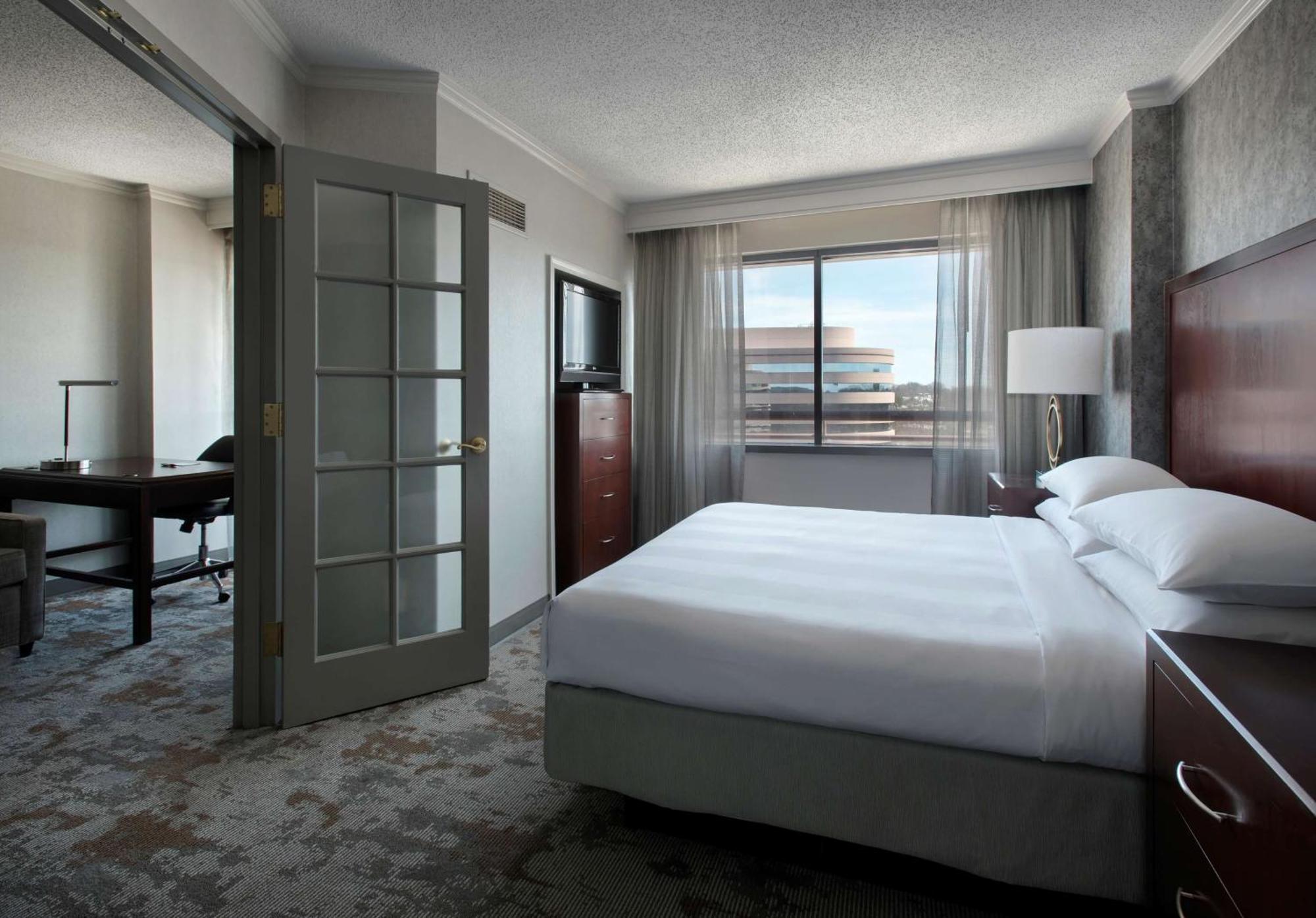 Embassy Suites By Hilton Bethesda Washington Dc Exterior foto