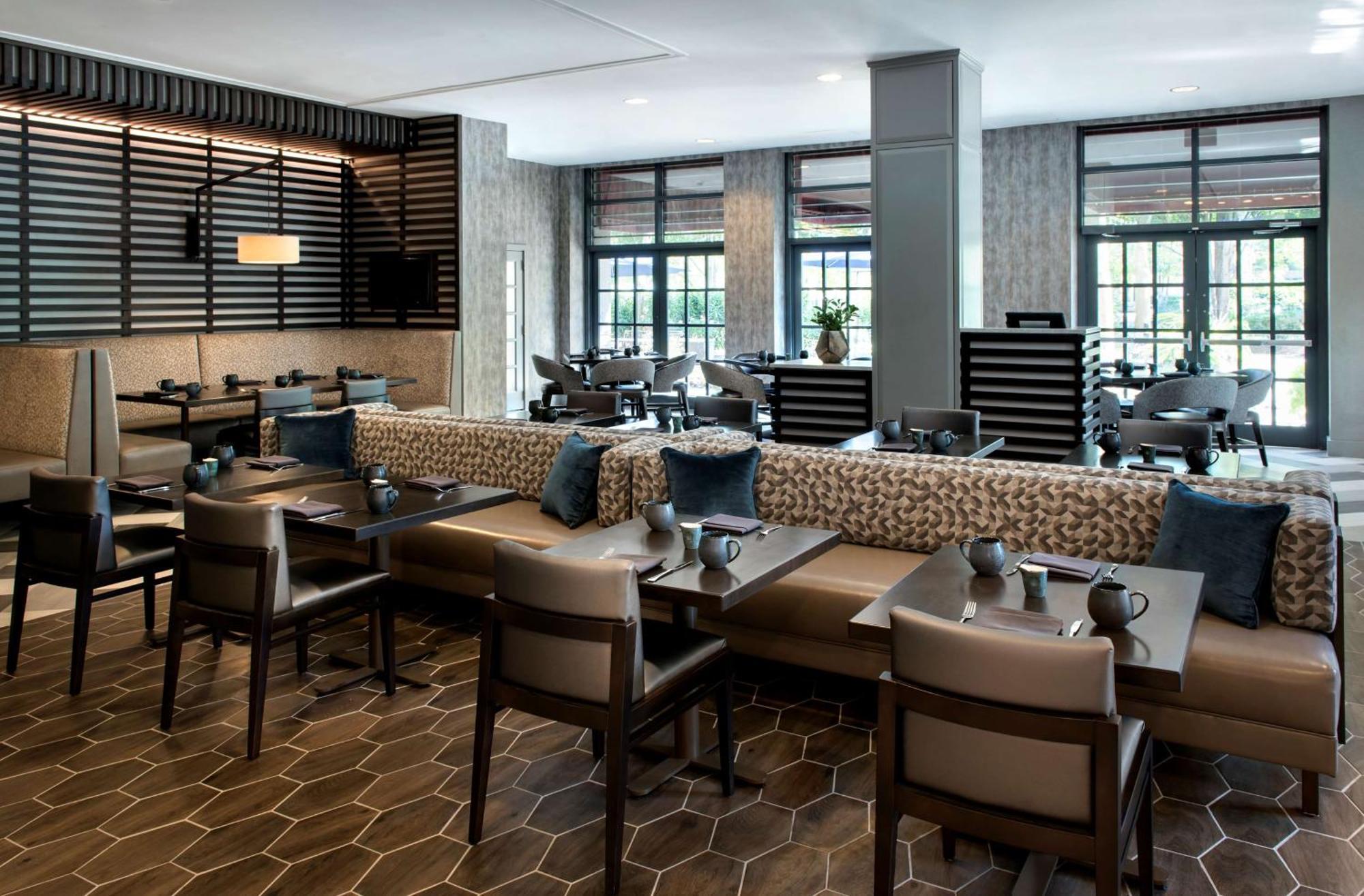 Embassy Suites By Hilton Bethesda Washington Dc Exterior foto